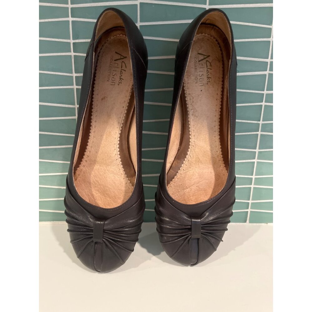 Clark’s Leather Flats Sz 9.5 - Picture 2 of 7